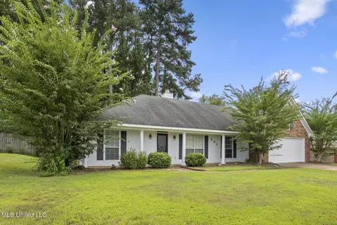207 Meadowview Ln, Brandon, MS 39047