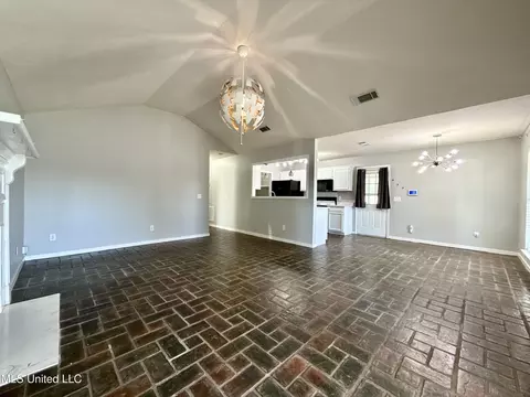 Living - 306 Evergreen Way, Brandon, MS 39047 photo 1 of 3