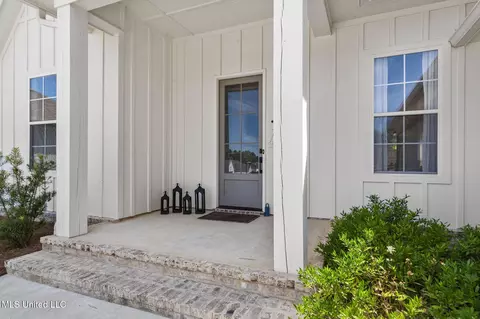 Exterior - 124 Seymour Dr, Madison, MS 39110 photo 6 of 12