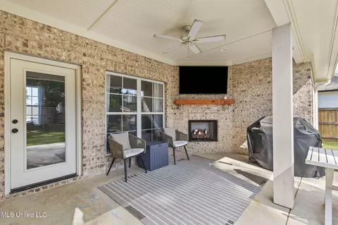 Exterior - 124 Seymour Dr, Madison, MS 39110 photo 8 of 12