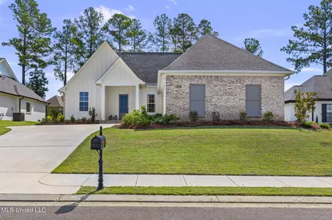 Exterior - 124 Seymour Dr, Madison, MS 39110 photo 2 of 12