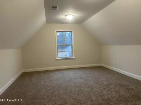 Bedroom - 944 Collie Dr, Hernando, MS 38632 photo 4 of 4