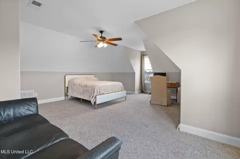 555 Emma Cv, Nesbit, MS 38651 photo 21