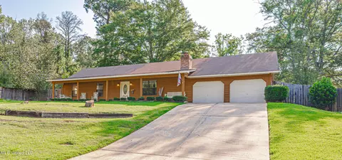 740 Gresham Cv, Jackson, MS 39212