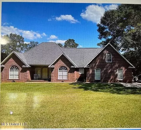 99 Magee Drive Dr, Tylertown, MS 39667