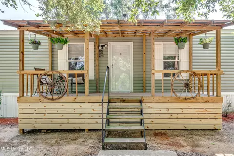 162 Sharon Rd, Canton, MS 39046 photo 2