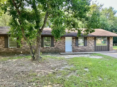 322 Tandy Dr, Gulfport, MS 39503