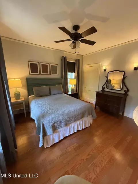 Bedroom - 1709 Laurel St, Jackson, MS 39202 photo 2 of 4