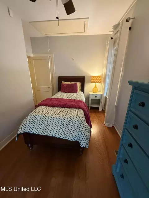 Bedroom - 1709 Laurel St, Jackson, MS 39202 photo 4 of 4