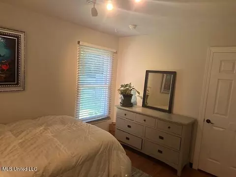 Bedroom - 60 Chestnut Dr, Madison, MS 39110 photo 5 of 8