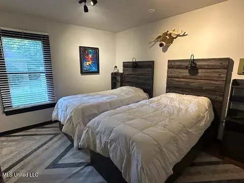 Bedroom - 60 Chestnut Dr, Madison, MS 39110 photo 6 of 8