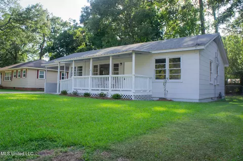 117 Pine Park Dr, Pearl, MS 39208