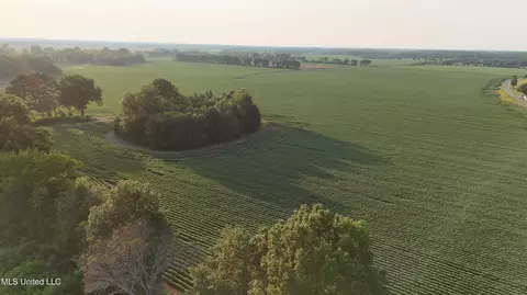 Airport Road, Morton, MS 39117