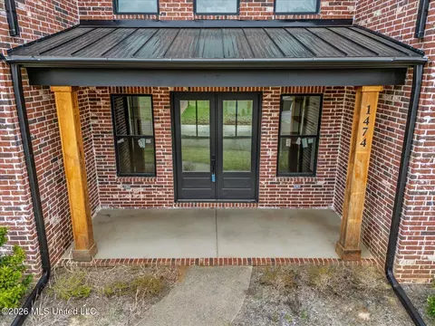 Exterior - 1474 Tributary Dr, Hernando, MS 38632 photo 10 of 10