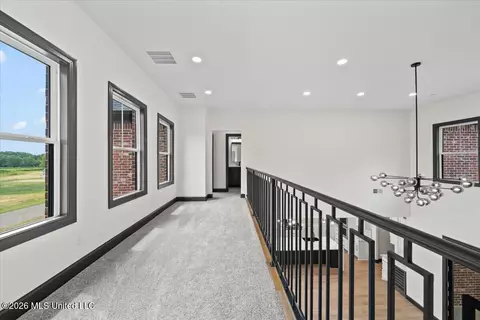 Entry Way - 1474 Tributary Dr, Hernando, MS 38632 photo 5 of 5