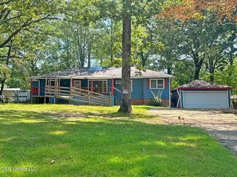 210 Lea Cir, Jackson, MS 39204