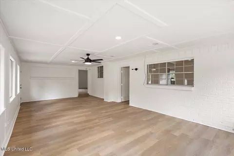 Living - 19 Nelson Cir, Jackson, MS 39212 photo 8 of 8