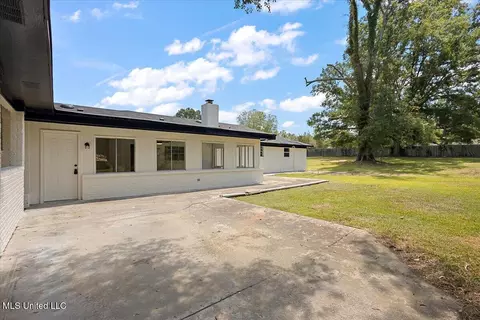Exterior - 19 Nelson Cir, Jackson, MS 39212 photo 2 of 4