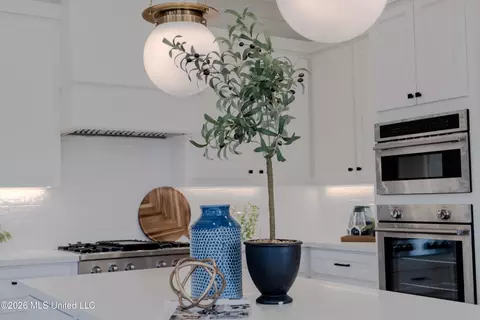 Kitchen - 918 Bald Eagle Dr, Brandon, MS 39047 photo 9 of 12