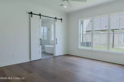 Bedroom - 918 Bald Eagle Dr, Brandon, MS 39047 photo 6 of 6