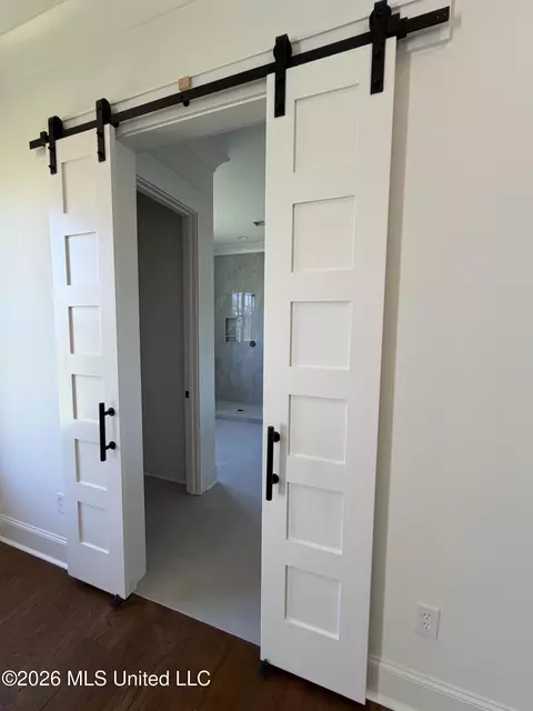 Entry Way - 910 Bald Eagle Dr, Brandon, MS 39047 photo 3 of 3