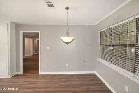 Dining - 135 Ridge Cv, Brandon, MS 39042 photo 2 of 2