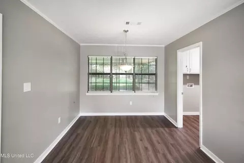 Dining - 135 Ridge Cv, Brandon, MS 39042 photo 1 of 2