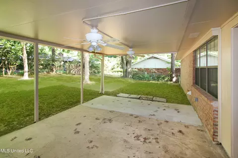 Exterior - 135 Ridge Cv, Brandon, MS 39042 photo 2 of 2