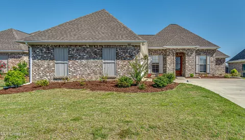 808 Glenwild Cir, Canton, MS 39046