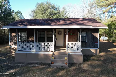 1135 Mudline Rd, Magnolia, MS 39652