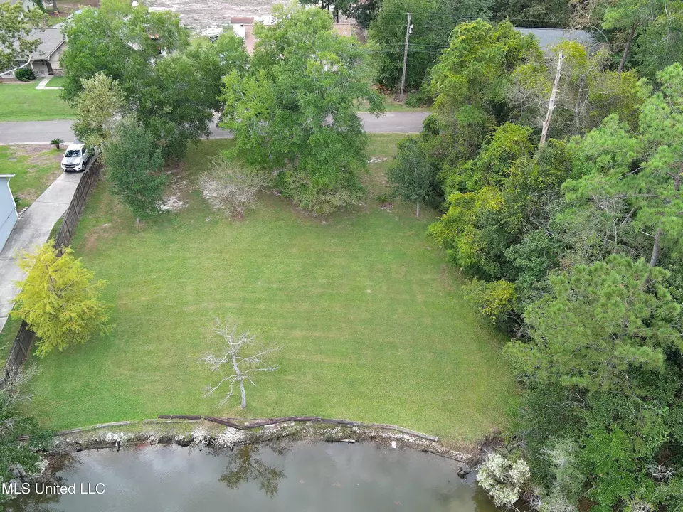  Seacrest Drive, Gautier, MS 39553 photo 11