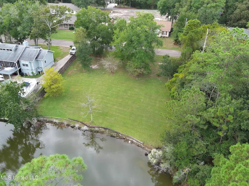  Seacrest Drive, Gautier, MS 39553 photo 13