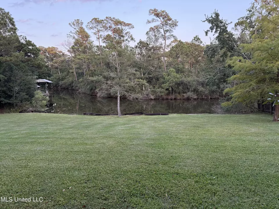  Seacrest Drive, Gautier, MS 39553 photo 1