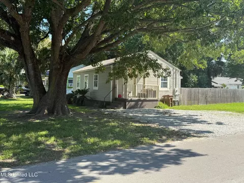 168 Orchid St, Biloxi, MS 39531