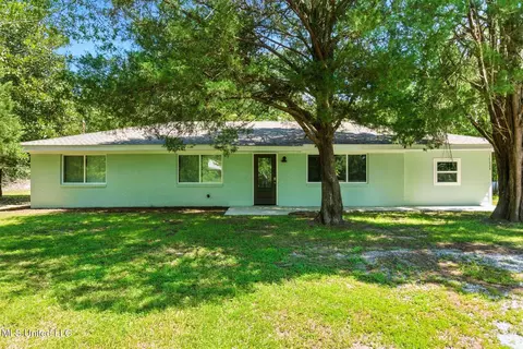 17024 Northrup Cuevas Rd, Gulfport, MS 39503