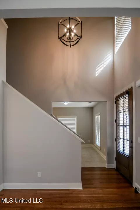 Entry Way - 4689 E Dublin, Olive Branch, MS 38654 photo 1 of 2
