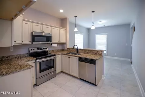 Kitchen - 4689 E Dublin, Olive Branch, MS 38654 photo 1 of 3