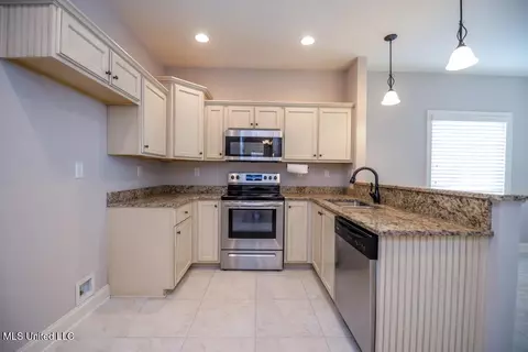 Kitchen - 4689 E Dublin, Olive Branch, MS 38654 photo 3 of 3