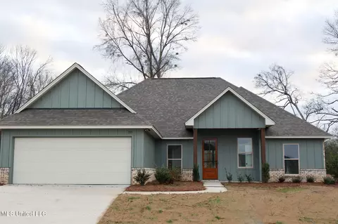 339 Willow Way, Canton, MS 39046 photo 1