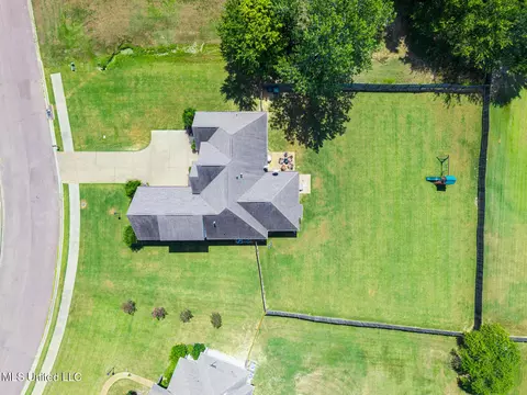 View/Area - 608 Shadow View Dr, Hernando, MS 38632 photo 3 of 5