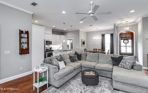 Living - 237 Buckhead Dr, Madison, MS 39110 photo 1 of 4