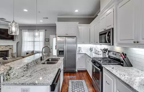 Kitchen - 237 Buckhead Dr, Madison, MS 39110 photo 3 of 3