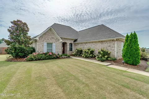 Exterior - 237 Buckhead Dr, Madison, MS 39110 photo 2 of 8