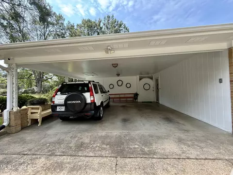901 Morningside Dr, Brookhaven, MS 39601