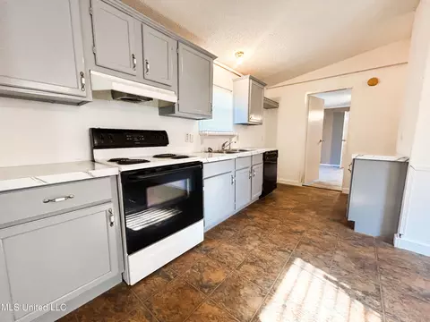 544 Sunset Ln, Florence, MS 39073 photo 8