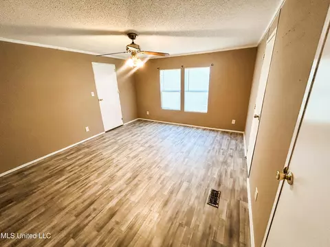 544 Sunset Ln, Florence, MS 39073 photo 11
