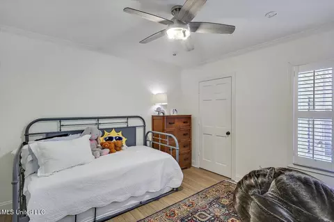 Bedroom - 3844 Hawthorne Dr, Jackson, MS 39206 photo 5 of 8