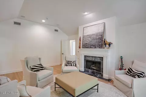 Other - 3844 Hawthorne Dr, Jackson, MS 39206 photo 2 of 16