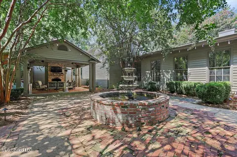 Exterior - 3844 Hawthorne Dr, Jackson, MS 39206 photo 12 of 19