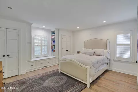 Bedroom - 3844 Hawthorne Dr, Jackson, MS 39206 photo 3 of 8